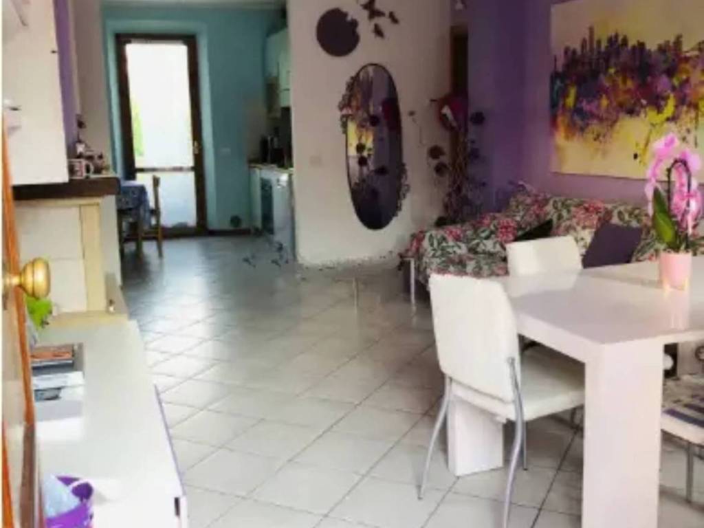 appartamento in vendita ad Asciano in zona Arbia