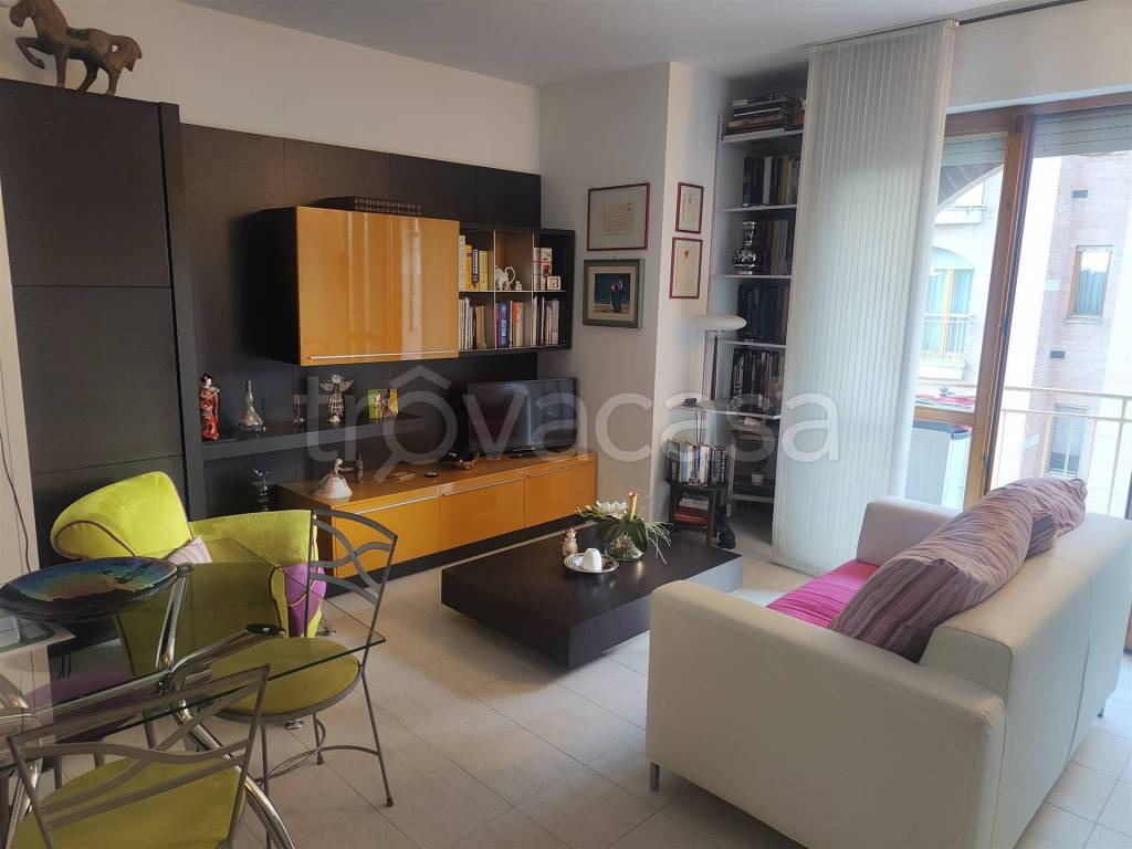 appartamento in vendita ad Asciano in zona Arbia