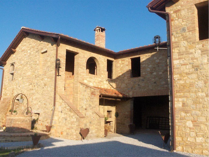 casa indipendente in vendita ad Asciano