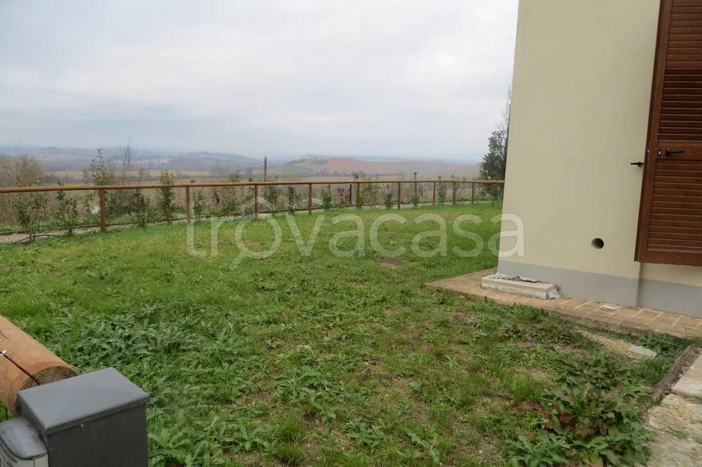casa indipendente in vendita ad Asciano