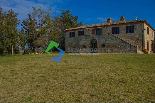 casa indipendente in vendita ad Asciano