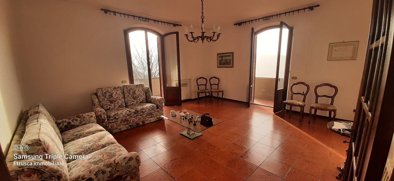 casa indipendente in vendita ad Asciano