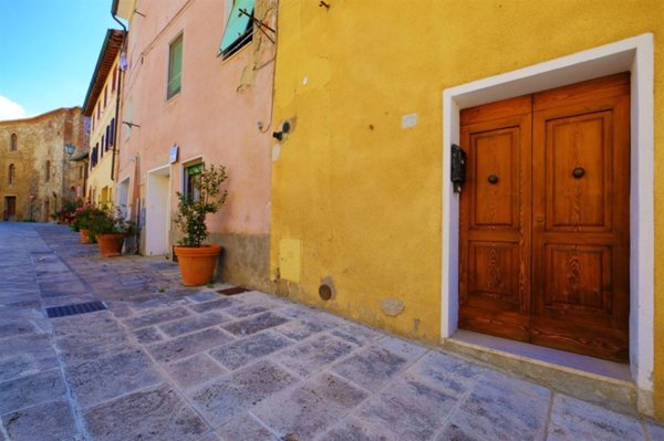 casa indipendente in vendita ad Asciano