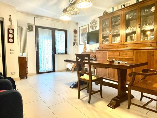 casa indipendente in vendita ad Asciano