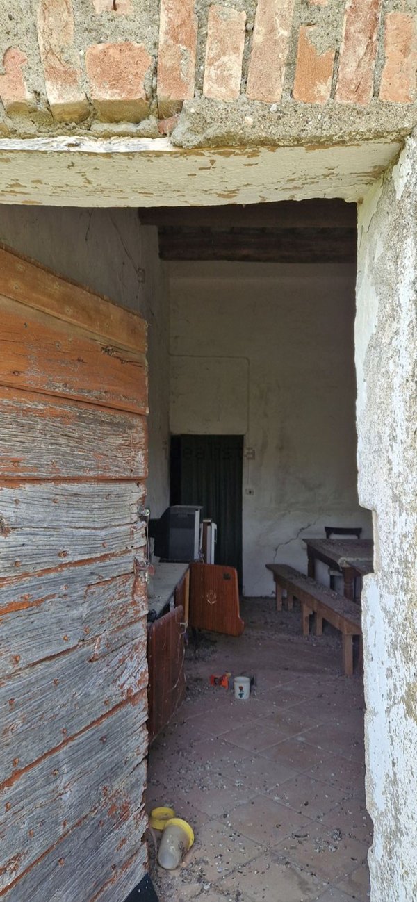 casale in vendita ad Asciano