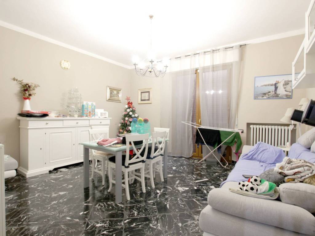 casa indipendente in vendita ad Asciano in zona Arbia