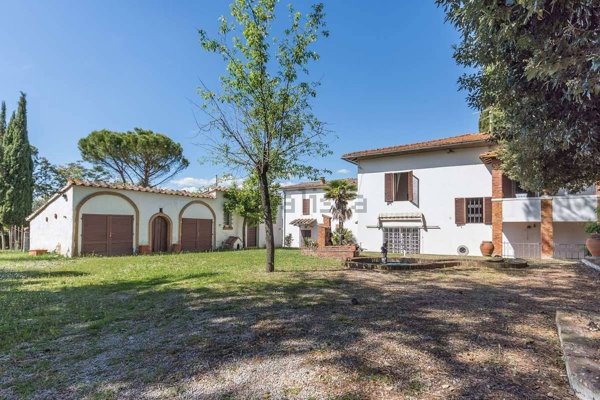 casa indipendente in vendita ad Asciano