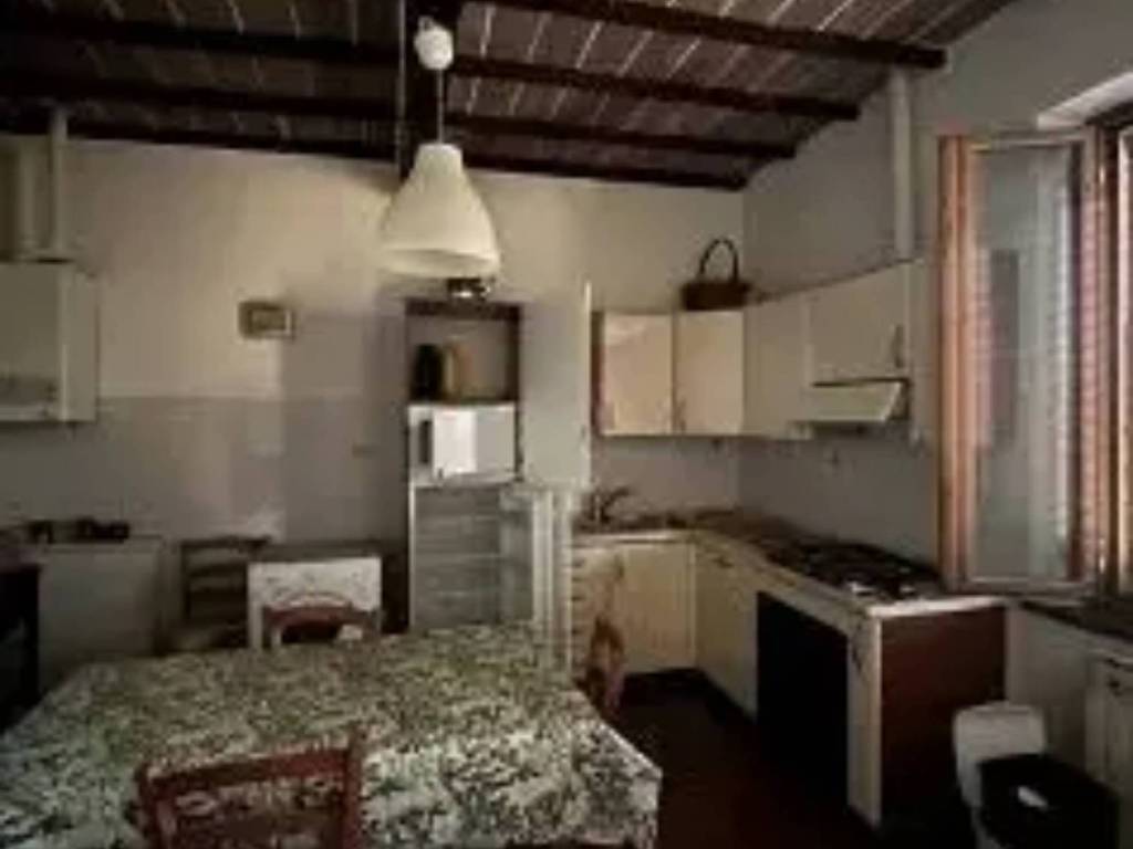 appartamento in vendita ad Asciano in zona Arbia