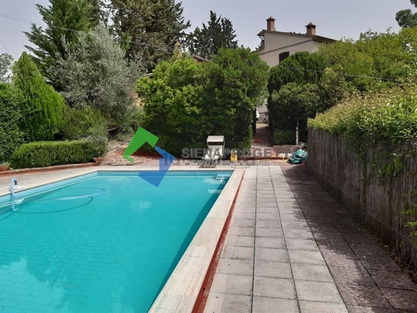 casa indipendente in vendita ad Asciano