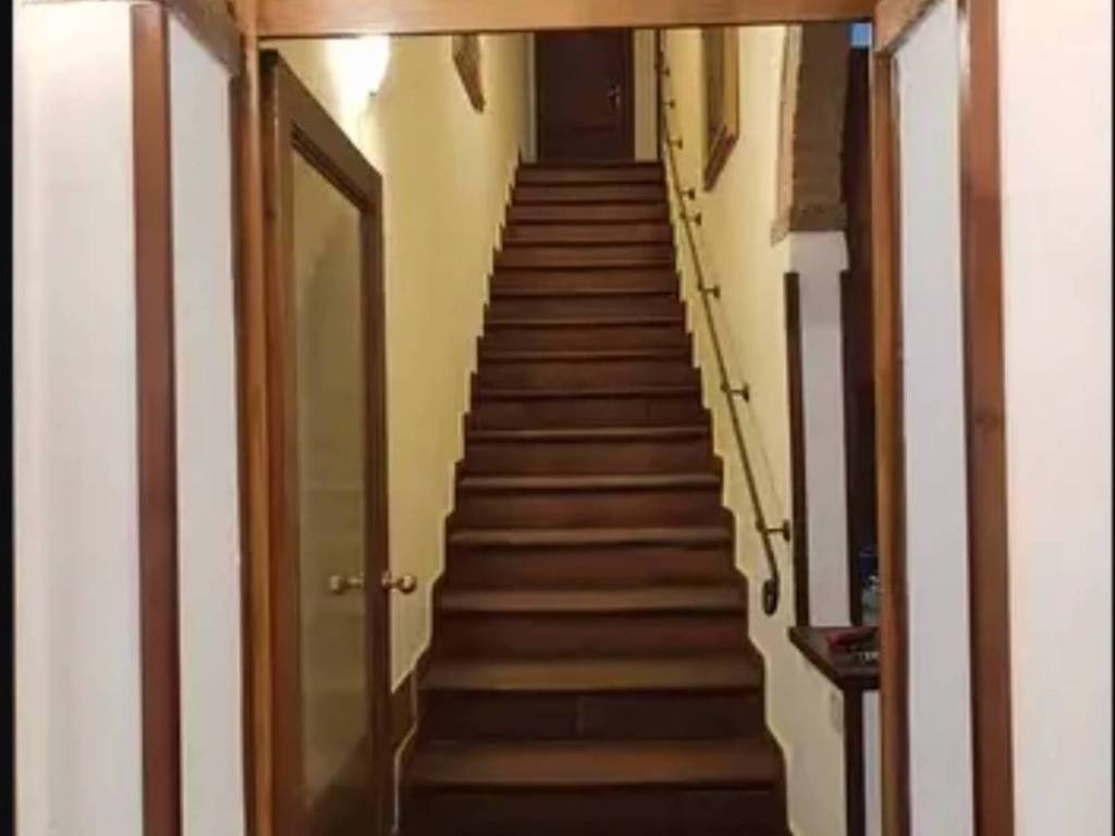 appartamento in vendita ad Asciano in zona Torre a Castello