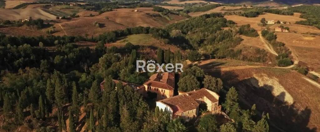 casa indipendente in vendita ad Asciano in zona Torre a Castello