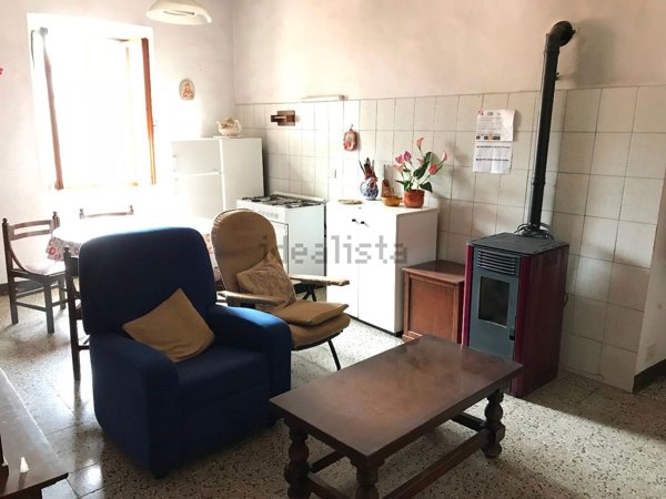 appartamento in vendita ad Asciano
