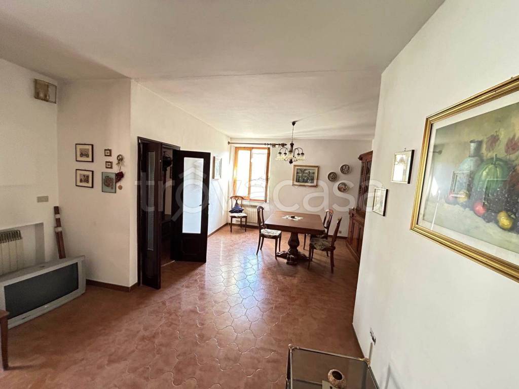 appartamento in vendita ad Asciano