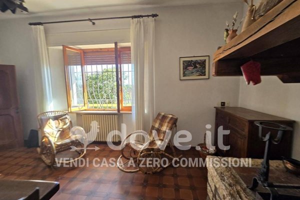 casa indipendente in vendita ad Asciano