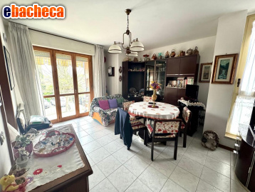 appartamento in vendita ad Asciano in zona Arbia