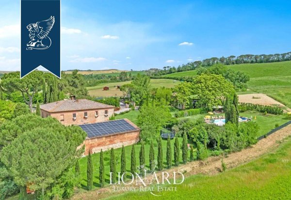 casa indipendente in vendita ad Asciano in zona Arbia