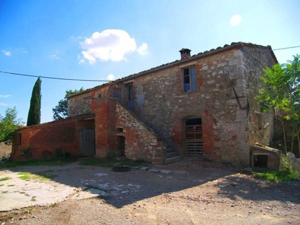 pentavano in vendita ad Asciano
