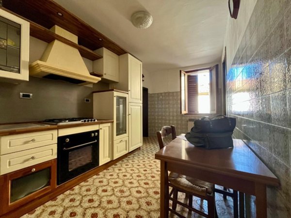 appartamento in vendita ad Asciano