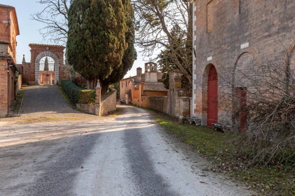 casa indipendente in vendita ad Asciano