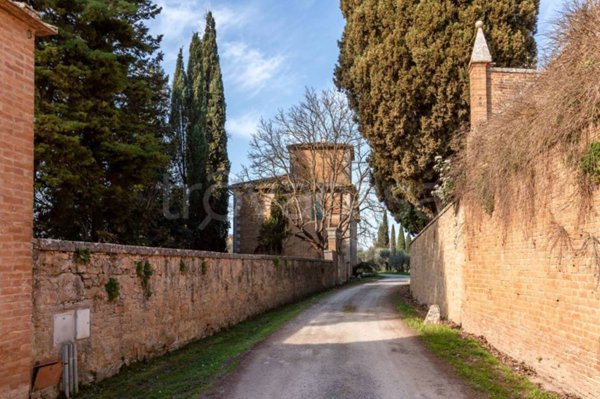 casa indipendente in vendita ad Asciano