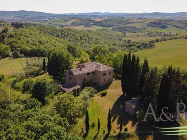casa indipendente in vendita ad Asciano