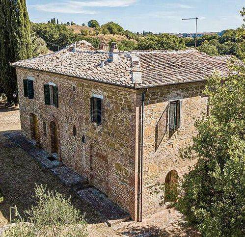 casa indipendente in vendita ad Asciano