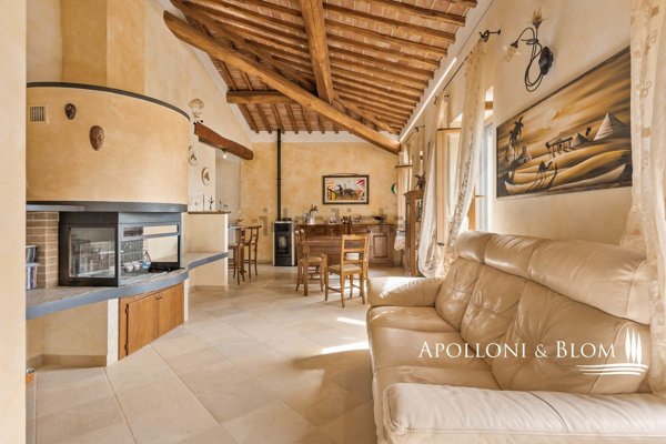 casa indipendente in vendita ad Asciano