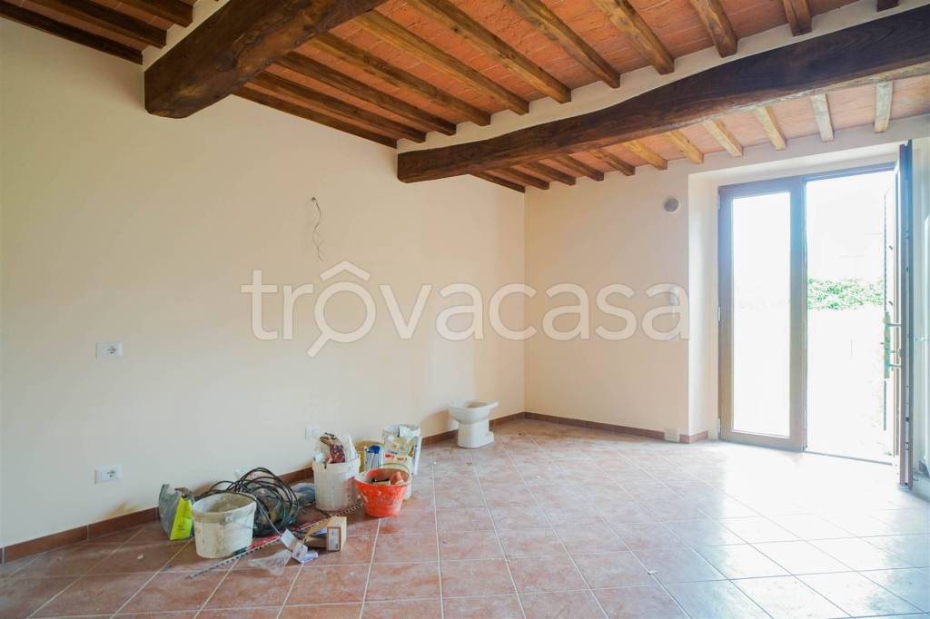 appartamento in vendita ad Asciano in zona Arbia