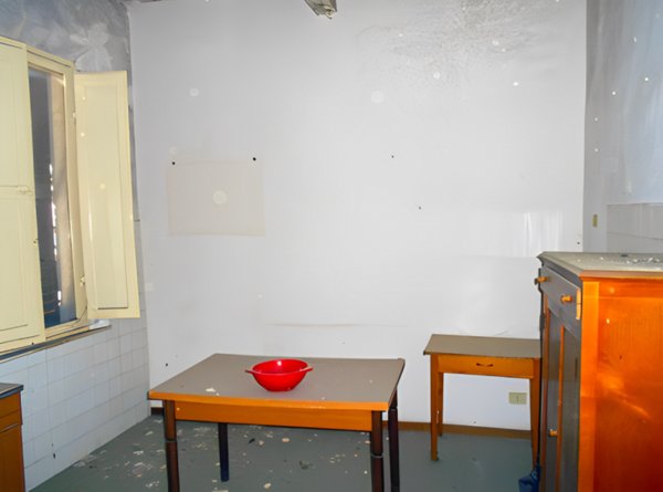 appartamento in vendita ad Asciano in zona Arbia