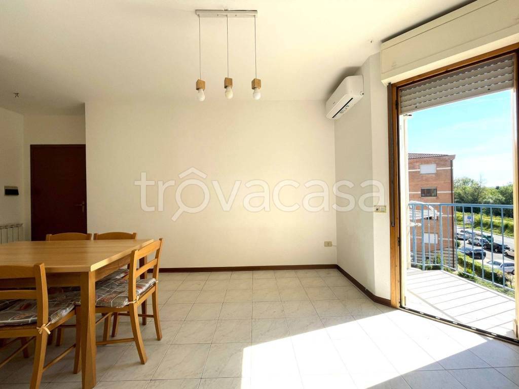 appartamento in vendita ad Asciano in zona Arbia