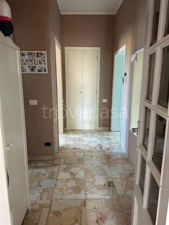 casa indipendente in vendita ad Asciano in zona Arbia