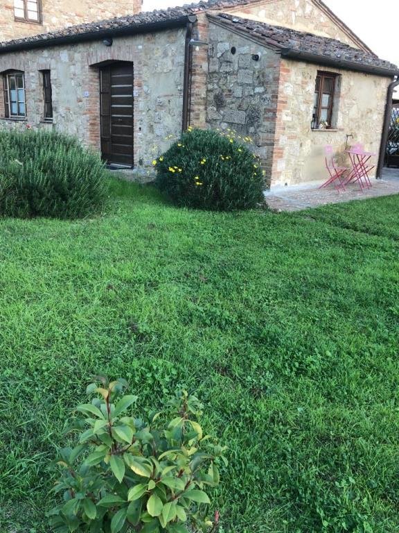 casa indipendente in vendita ad Asciano
