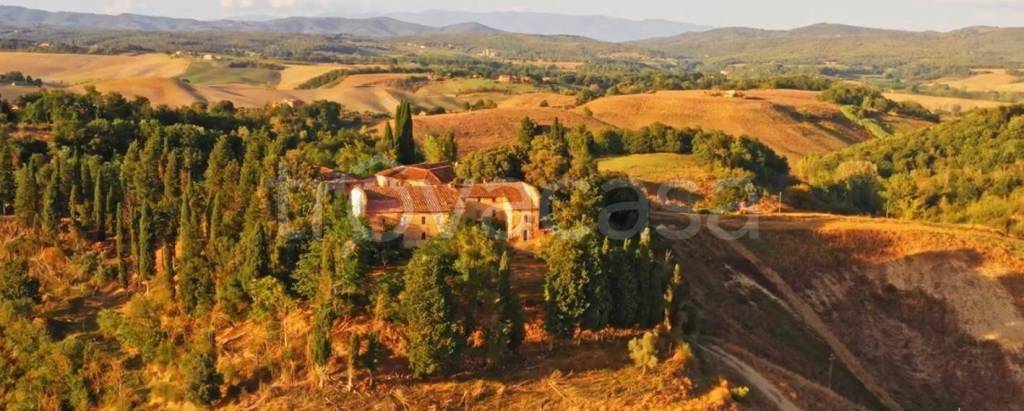 casa indipendente in vendita ad Asciano