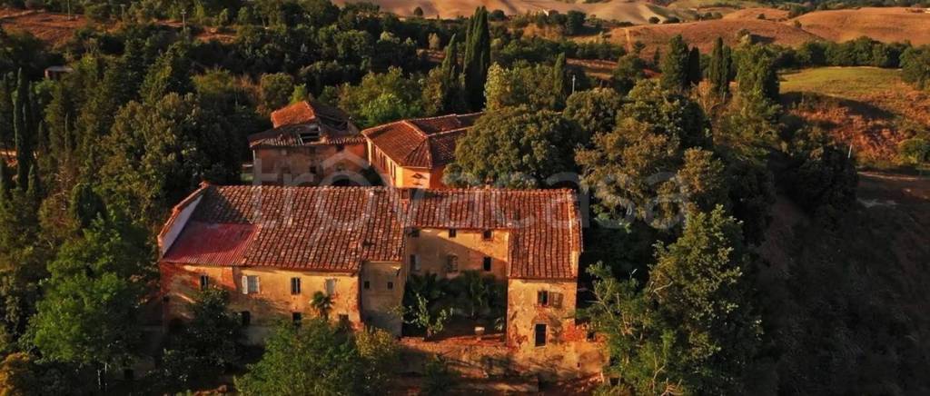 casa indipendente in vendita ad Asciano