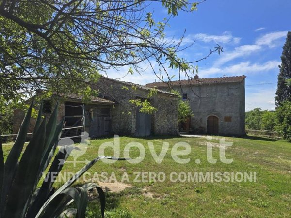 casa indipendente in vendita ad Asciano