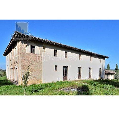 casa indipendente in vendita ad Asciano