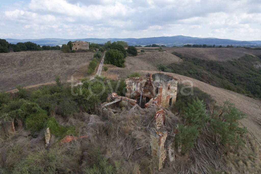 casa indipendente in vendita ad Asciano