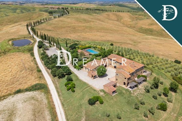 casa indipendente in vendita ad Asciano