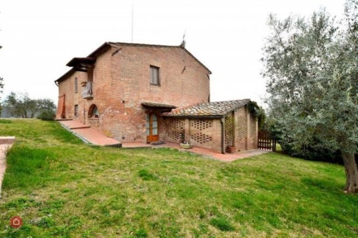 casale in vendita ad Asciano