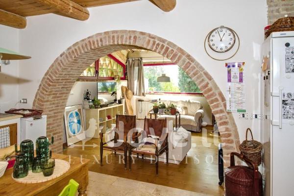 villa in vendita ad Asciano