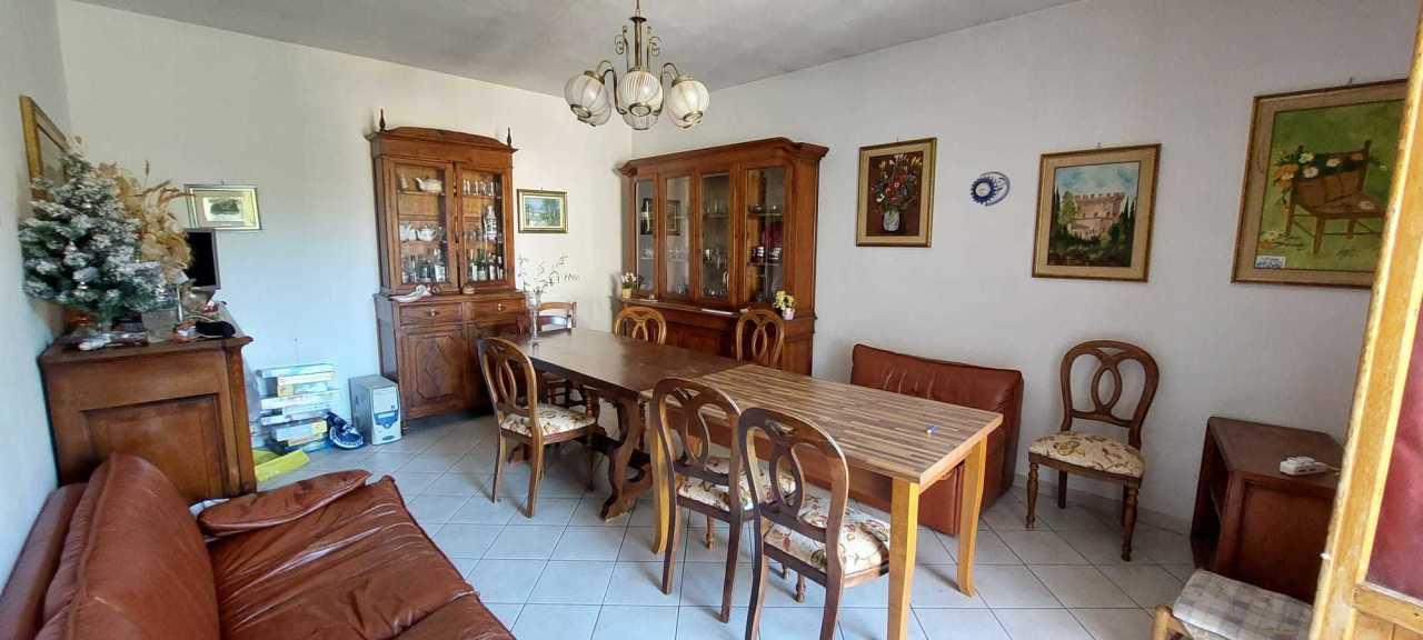 appartamento in vendita ad Asciano