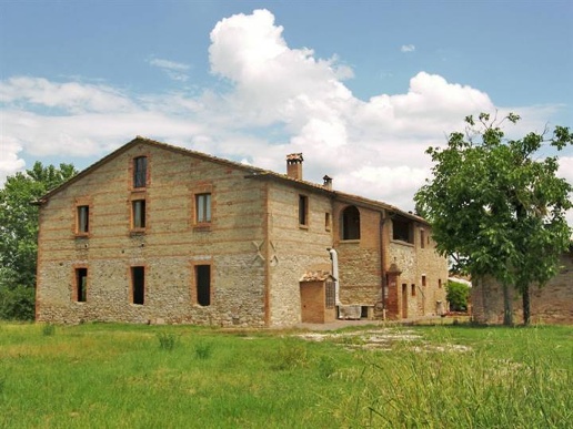 casale in vendita ad Asciano
