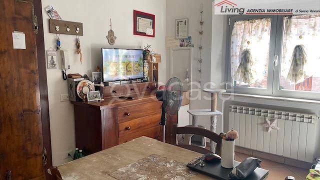 appartamento in vendita ad Asciano in zona Arbia
