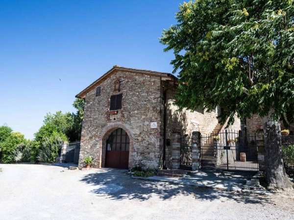 casa indipendente in vendita ad Asciano