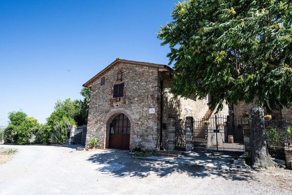 casa indipendente in vendita ad Asciano