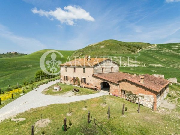 casa indipendente in vendita ad Asciano