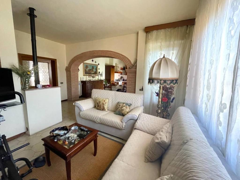 appartamento in vendita ad Asciano