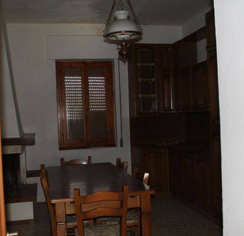 casa indipendente in vendita ad Asciano