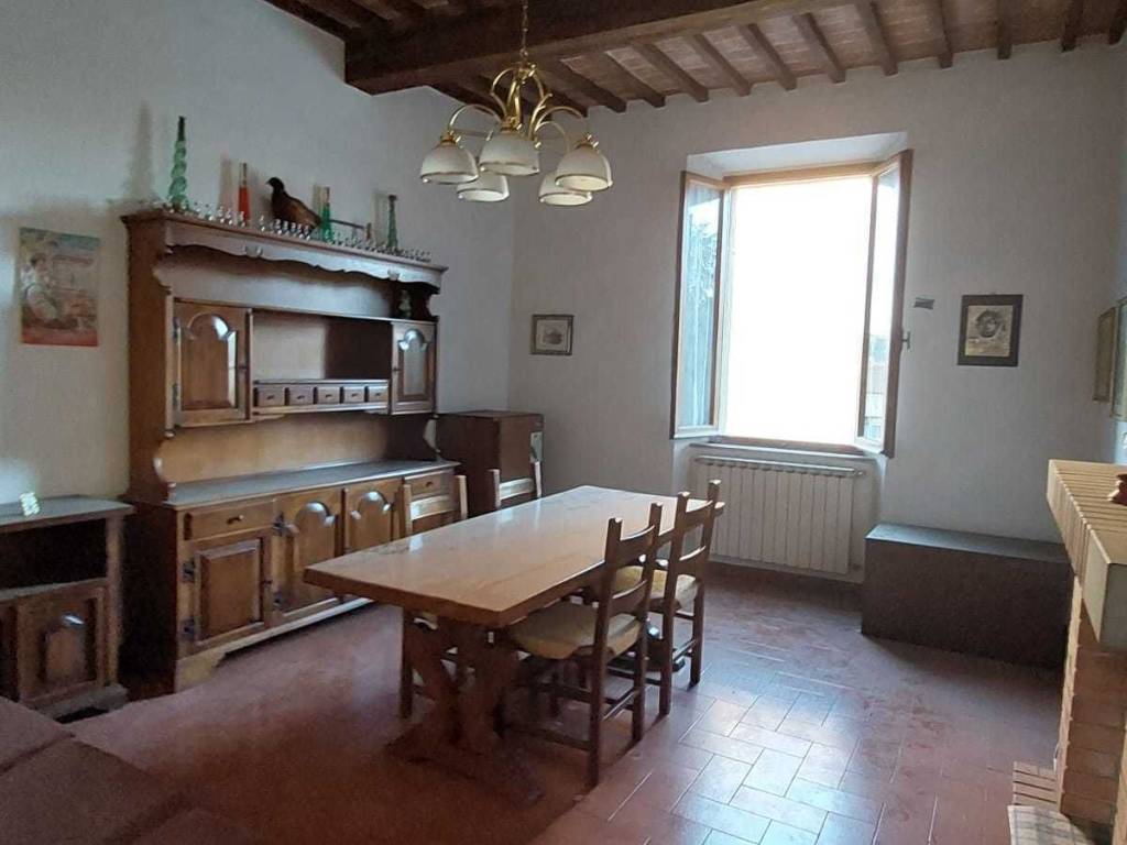 appartamento in vendita ad Asciano