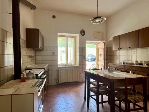 appartamento in vendita ad Asciano